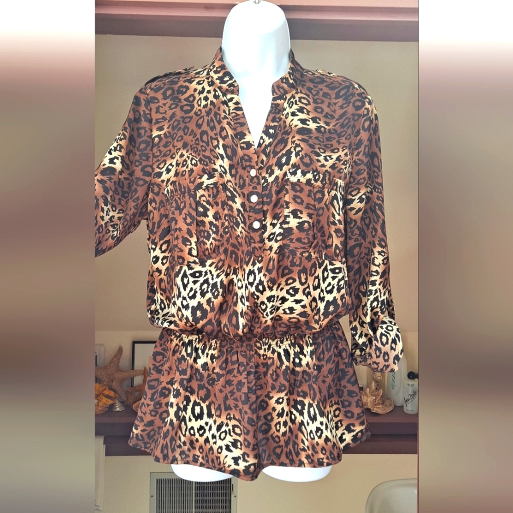 NWOT OLIVIA & GRACE Leopard Dropped Waist Puffy Blouse Drop Waist Tunic Top